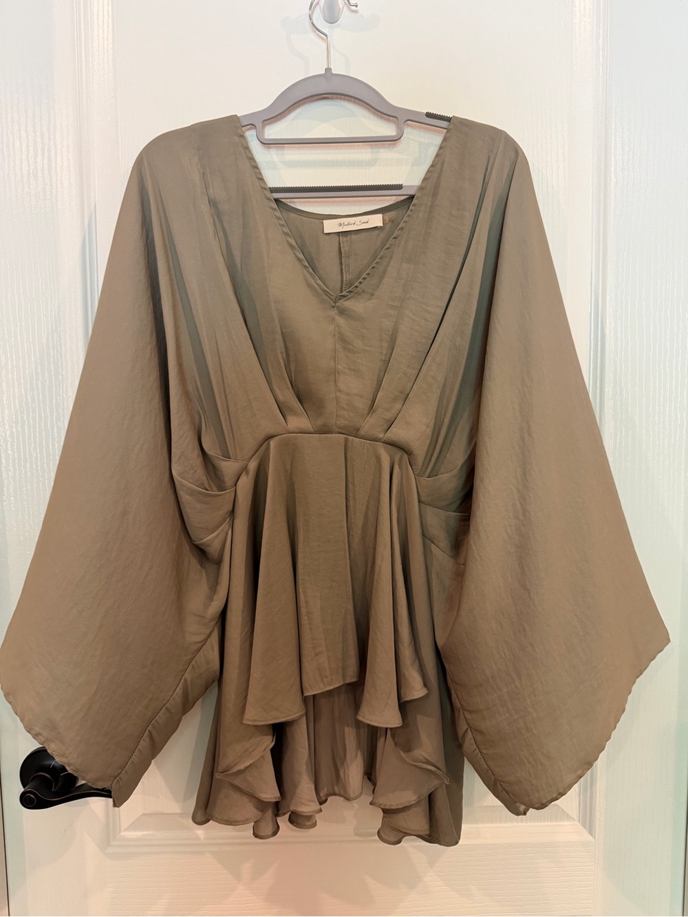 Mustard Seed Olive Green Flowy Kimono Blouse